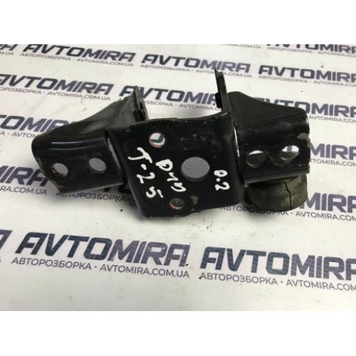 Кронштейн КПП Toyota Avensis T25 2.2 D-4D 2003-2008 1232526010
